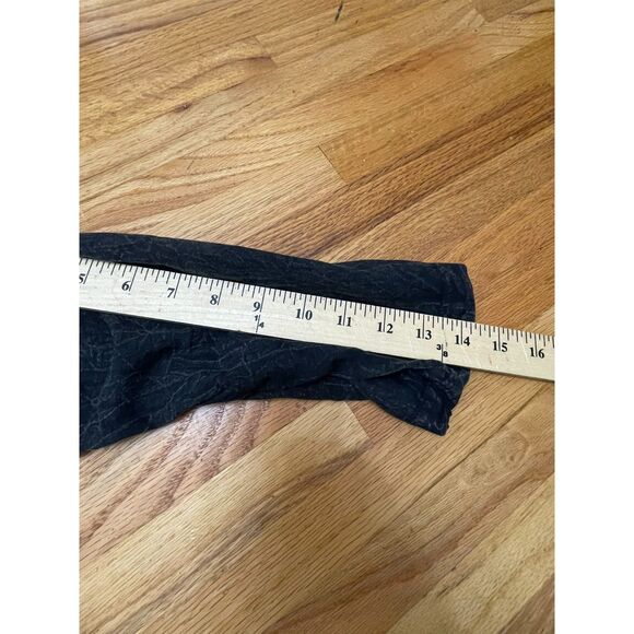 Free People Women's XS Black Shirt Semi-Sheer Button-Up Handkerchief-Hem Boho - Picture 10 of 11